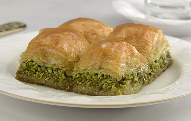 Özel Kare Baklava | Ömer Güllü Baklava - Türkiye'de ...