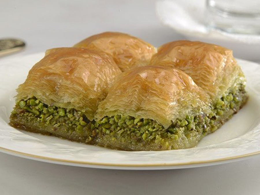 faruk güllüoğlu pasta